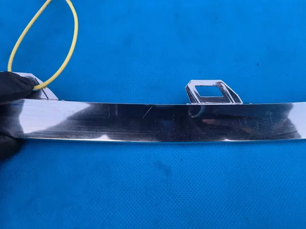 Revestimento de para-choque dianteiro direito BMW 5 G30 G31 OEM 9463476 image 2