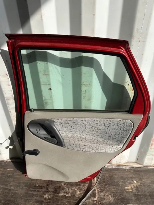 OEM 104 Rechte Hintertür für Lada Kalina image 4