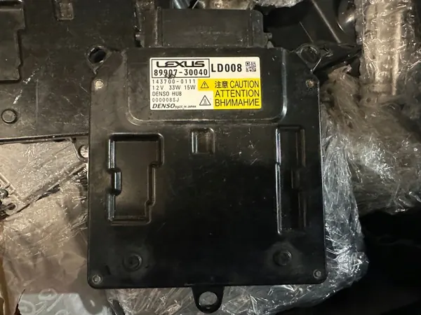 Lexus Wandler 89907-30040 - Gebrauchtes OE-Teil image 2