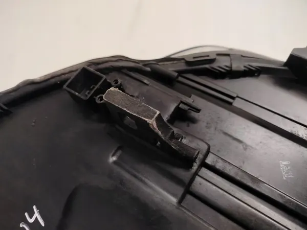 Linker Koplamp Mercedes CLA W117 image 5