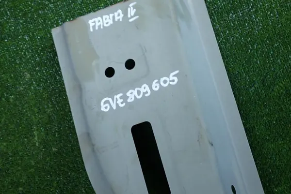 SKODA FABIA IV soleira dianteira esquerda image 5