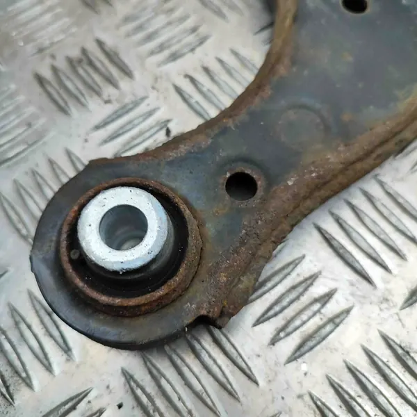 Braccio di Controllo Superiore Posteriore Destro Toyota RAV 4 (XA50) 2020 OEM image 5