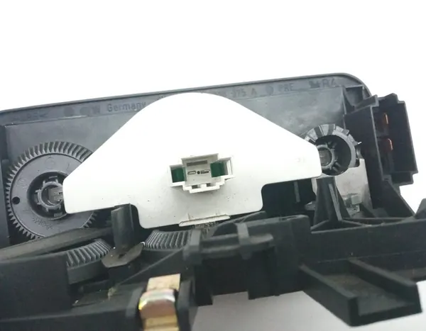 VW VENTO 1.9 TD Klimasteuergerät 1H5819075A image 4