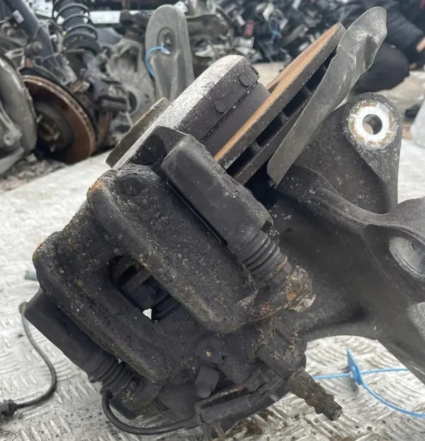 OEM 6796100 Höger Baknav BMW 5 F11 image 3
