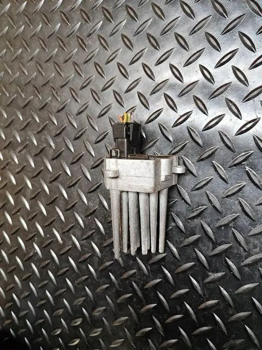 Lämmityspuhaltimen Rela BMW 3 (E46) 2.0L Diesel image 5