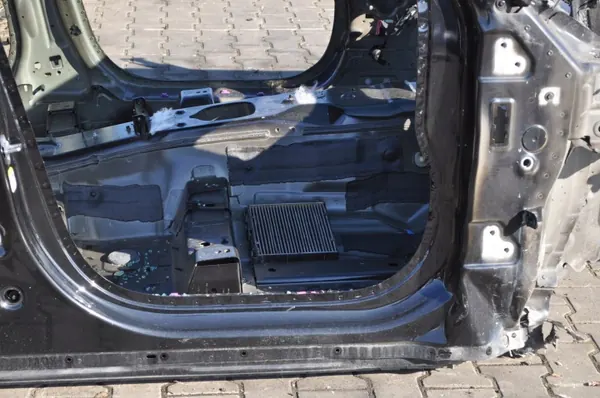 Pilar B derecho Jaguar F-Pace OEM 422708 Negro Santorini image 4