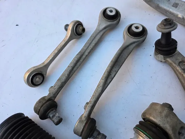 Mozzo anteriore sinistro Audi Q5 II completo image 4