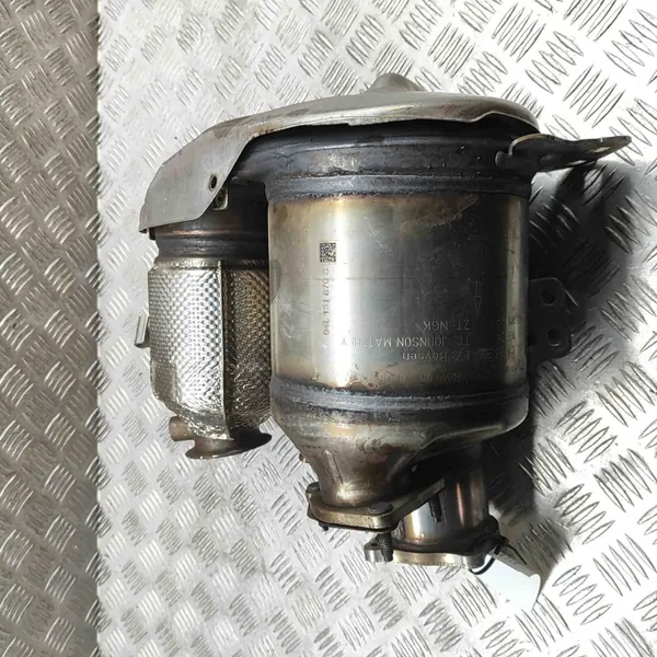 Catalyseur OEM 04L166CA pour Audi Q5 2.0L image 2