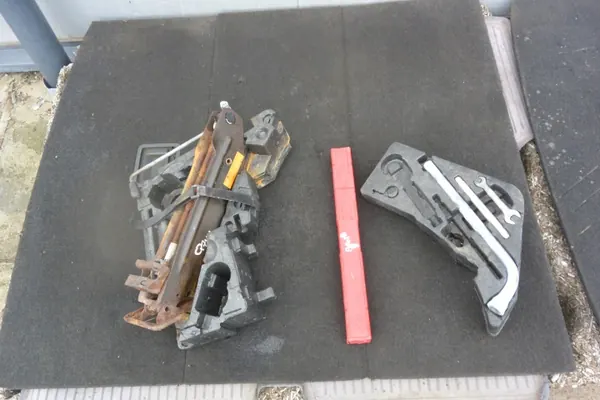 OEM 7L0011031E Autonostokorjaussarja Audi Q7 4L image 2