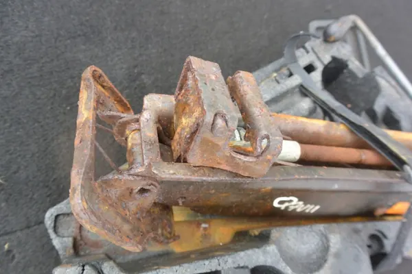 OEM 7L0011031E Autonostokorjaussarja Audi Q7 4L image 5