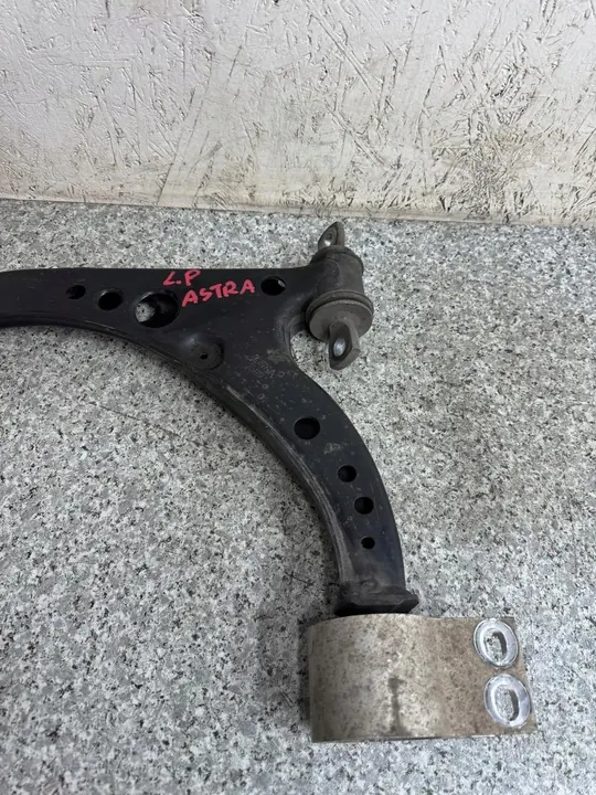 Braccio di Controllo Anteriore Sinistro Opel Astra K 2015-2019 image 3