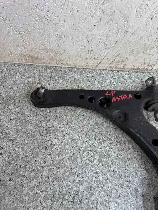 Braccio di Controllo Anteriore Sinistro Opel Astra K 2015-2019 image 4