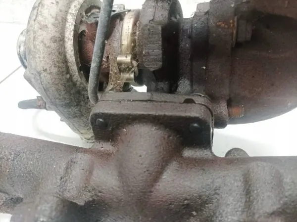 Coletor de escape OEM EIS-2103162 para Kia Carens 2006 image 4