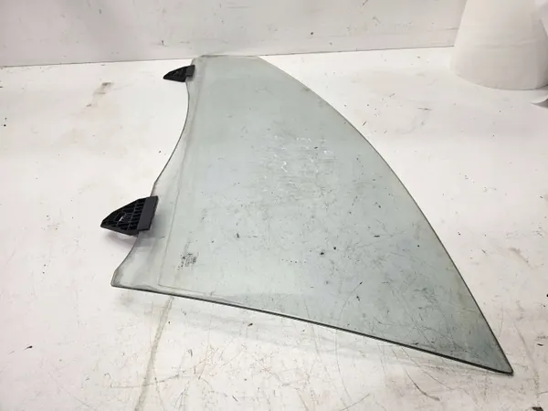 Gebruikt Voorlinker Ruit OEM 4F0845021L Audi A6 C6 image 4