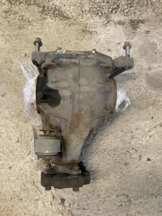 Reductor trasero MERCEDES-BENZ E (W211) A2033510705 image 2