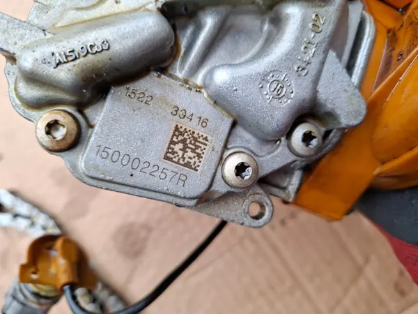 Pompe à huile OEM 150002257R pour moteur Renault 1.2TCE image 3