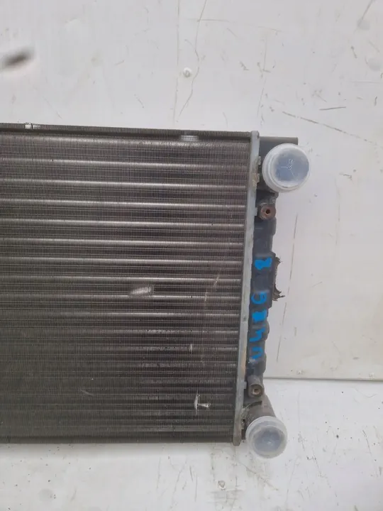 VW GOLF II Vattensradiator Kylsystem 191121253B image 2