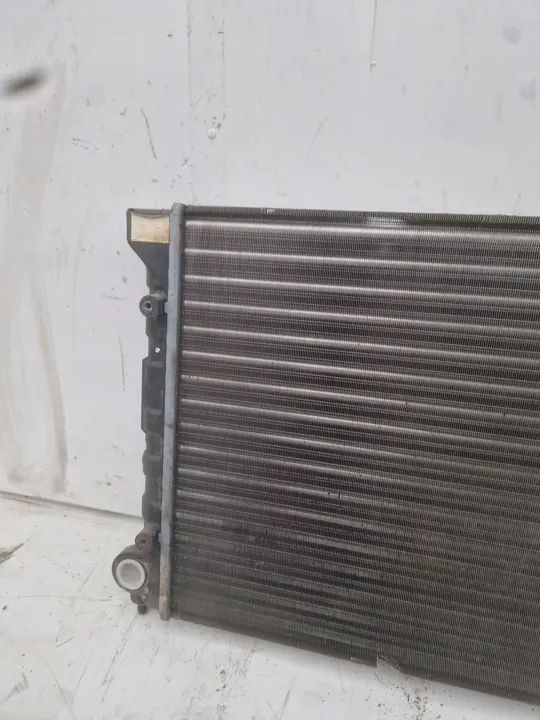 VW GOLF II Vattensradiator Kylsystem 191121253B image 3