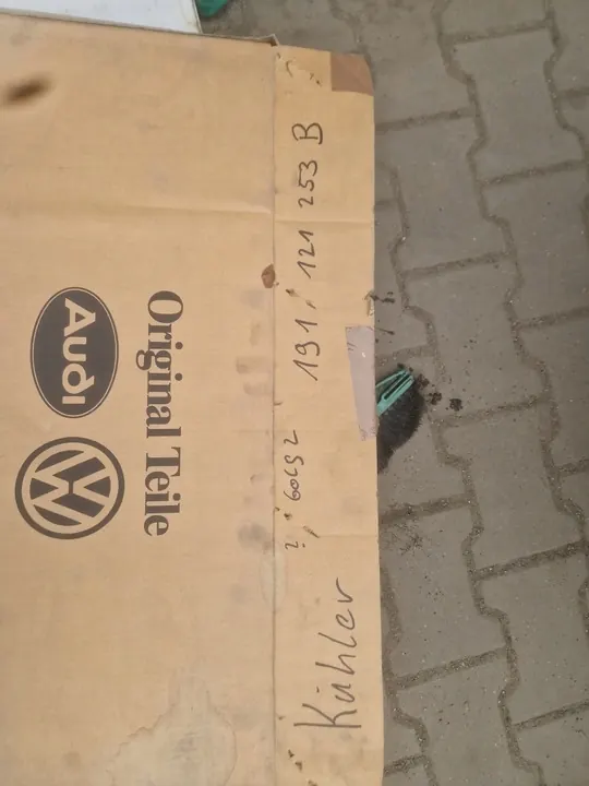 VW GOLF II Vattensradiator Kylsystem 191121253B image 9