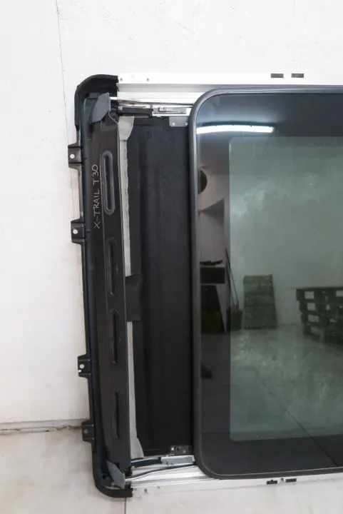 Glas-Schiebedach Nissan X-Trail T30 2005 OEM AMD75015 image 4