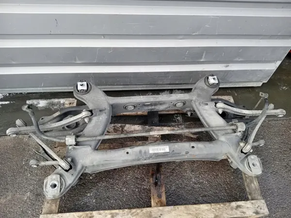 Mercedes-Benz Hinterachse OEM 2133507307 - Gebraucht image 2