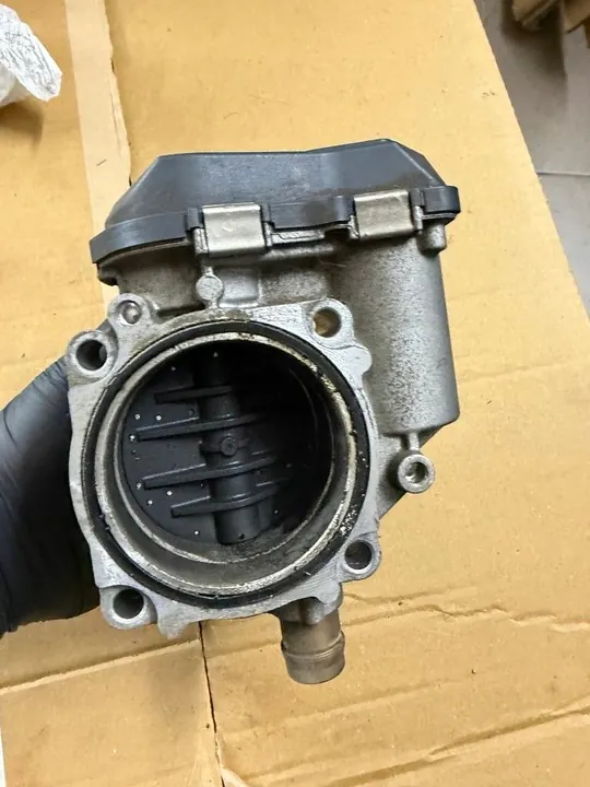 Drosselklappe BMW F10 F20 F30 F31 2.0D OEM 00.042.432N image 3