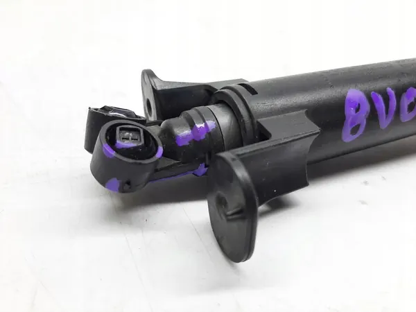 Audi A3 8V Rechter Koplampreiniger OE 8V0955102 image 3