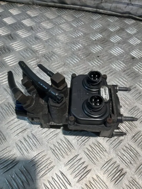 Wabco 4800030000 Vanne de frein, frein de service image 2