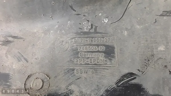 2010 BMW 1 Series E87 Arch Insert 51717059371 image 5