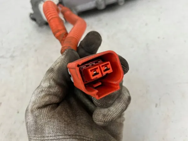 Inversor Toyota Mirai OEM G9A7062010 - Usado image 5
