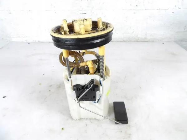 Skoda Brandstofpomp OEM 6R0919050AH voor Fabia III 1.4TDI image 2