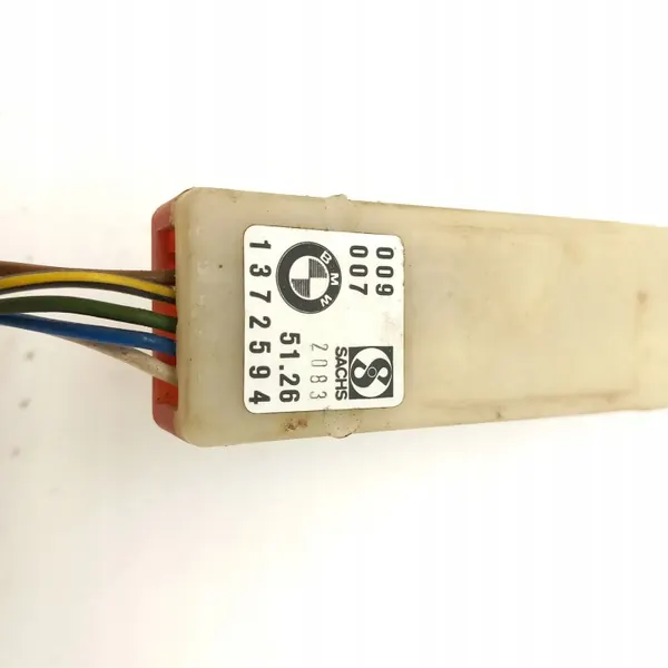BMW Centralåsningsaktuer OEM 1372594 7-serien E23 image 6