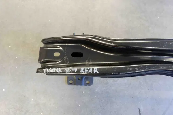 Poutre de pare-chocs arrière VW TIGUAN 2017 5NA807585 image 2