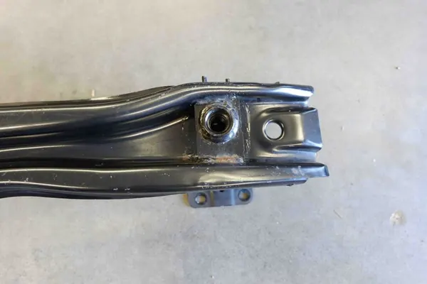 Poutre de pare-chocs arrière VW TIGUAN 2017 5NA807585 image 4