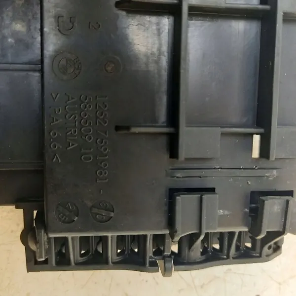 Peça Motor BMW OEM 12527591981 - Usado image 6