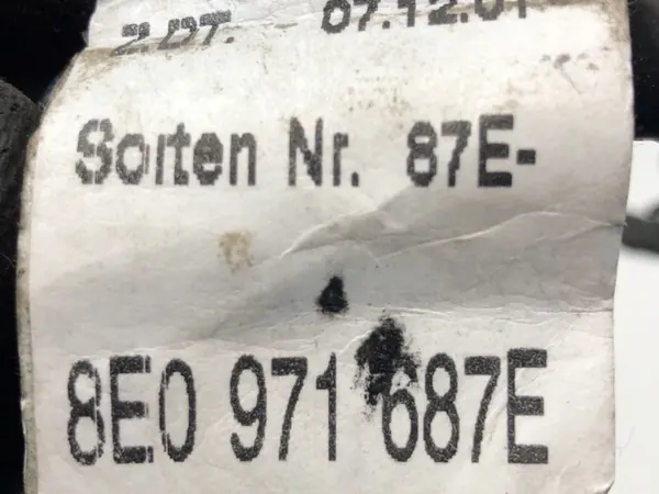 AUDI A4 B6 Takaluukun Kaapeli OEM 8E0971687E image 3