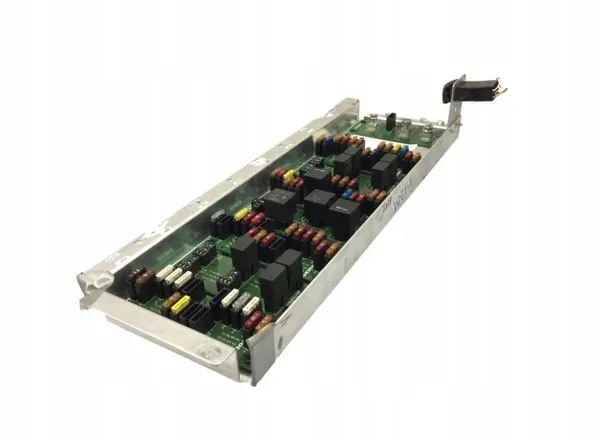 OEM 70396532 Volvo Sulakekaapin Piirilevy image 3