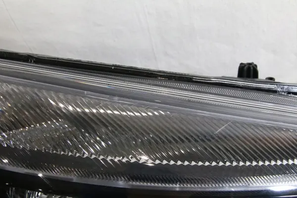 TYC 20-12191-05-2 Heijastin image 2