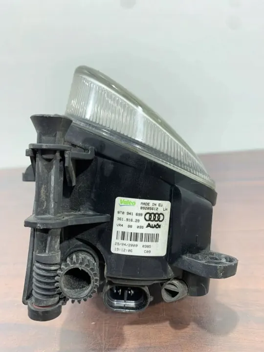Etusumuvalo OEM 89205612 Volkswagen Passat CC image 6