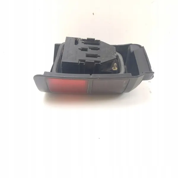 Luz trasera exterior derecha VW Passat Variant image 6