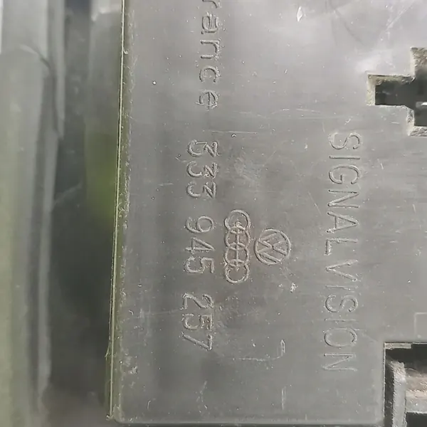 Luz trasera exterior derecha VW Passat Variant image 7