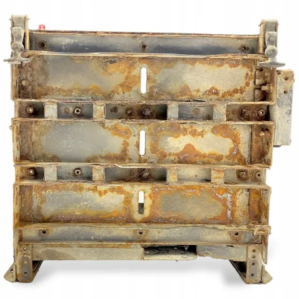 Volvo Batteriebehälter OEM 21046415 - Gebraucht image 2