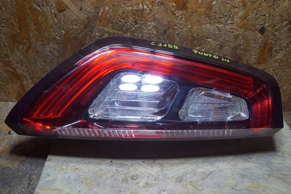 Fiat OE 51927095 conjunto de lámpara trasera image 2