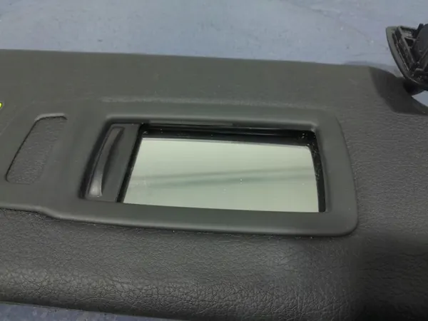 Visera derecha M-Package BMW OEM 8096776 image 3