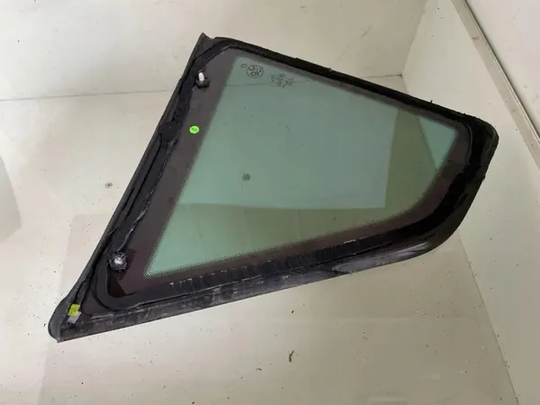 OEM 575845041 Vasen takalasi SEAT ATECA KH7:lle image 3