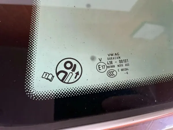 OEM 575845041 Vasen takalasi SEAT ATECA KH7:lle image 6