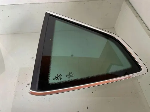 OEM 575845041 Vasen takalasi SEAT ATECA KH7:lle image 8