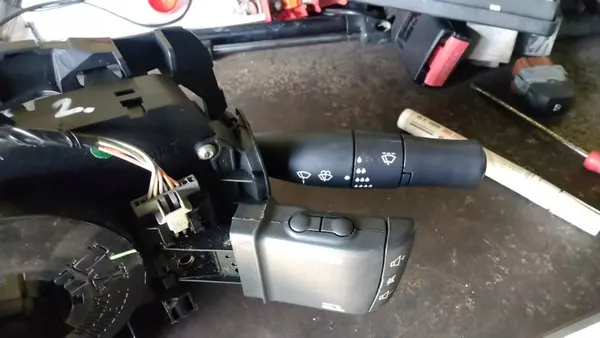 Renault Megane II Schakelhandgrepen OE 8200216448 image 2