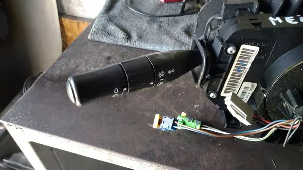 Renault Megane II Schakelhandgrepen OE 8200216448 image 3