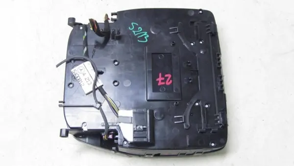 Mercedes W213 S213 interieurverlichting OEM A0009005410 image 4